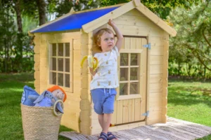 Kinderholzhaus M570 105x105cm