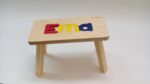 Holzhocker CUBS mit NAME EMA farbig – Bild 2
