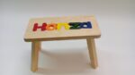 Holzhocker CUBS mit NAME HONZA farbig – Bild 2