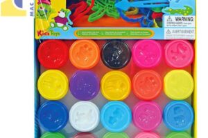 MAC TOYS Fröhliches Modellier-Set mit 20 Tuben und Zubehör