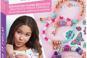 Armbänder und Blumen-Tattoos – Kreativset für Kinder mit Perlen und Accessoires