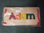 Holzschaukel „Cubs“ mit Sitz und dem Namen ADAM