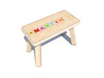 HEROLD-Kinderhocker aus Holz mit Namensschild – Bild 2